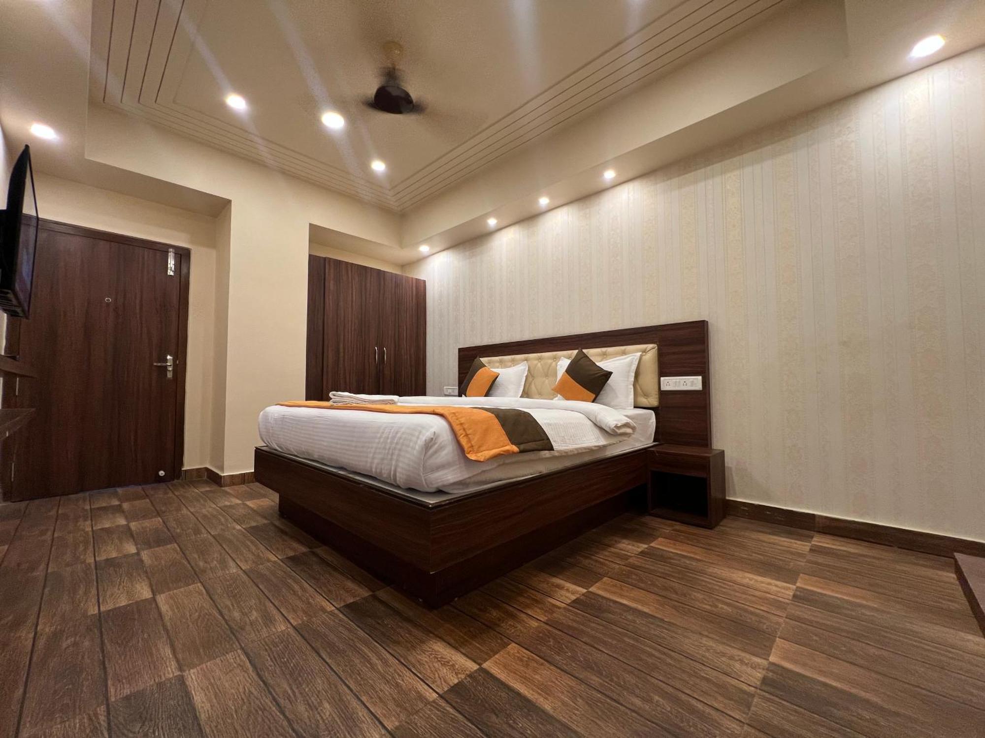 Grand Falcon Electronic City Kammasandra Ngoại thất bức ảnh