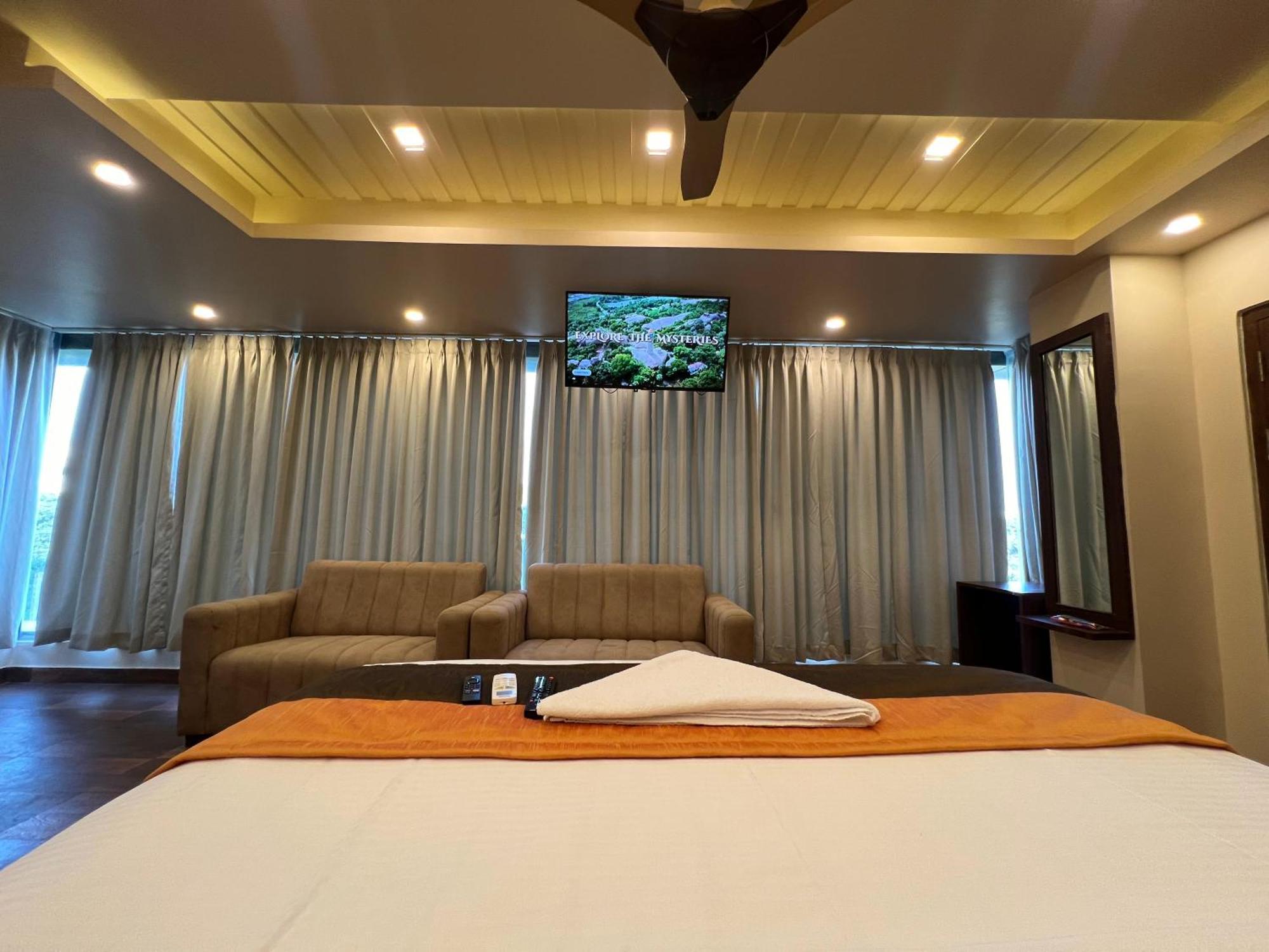 Grand Falcon Electronic City Kammasandra Ngoại thất bức ảnh