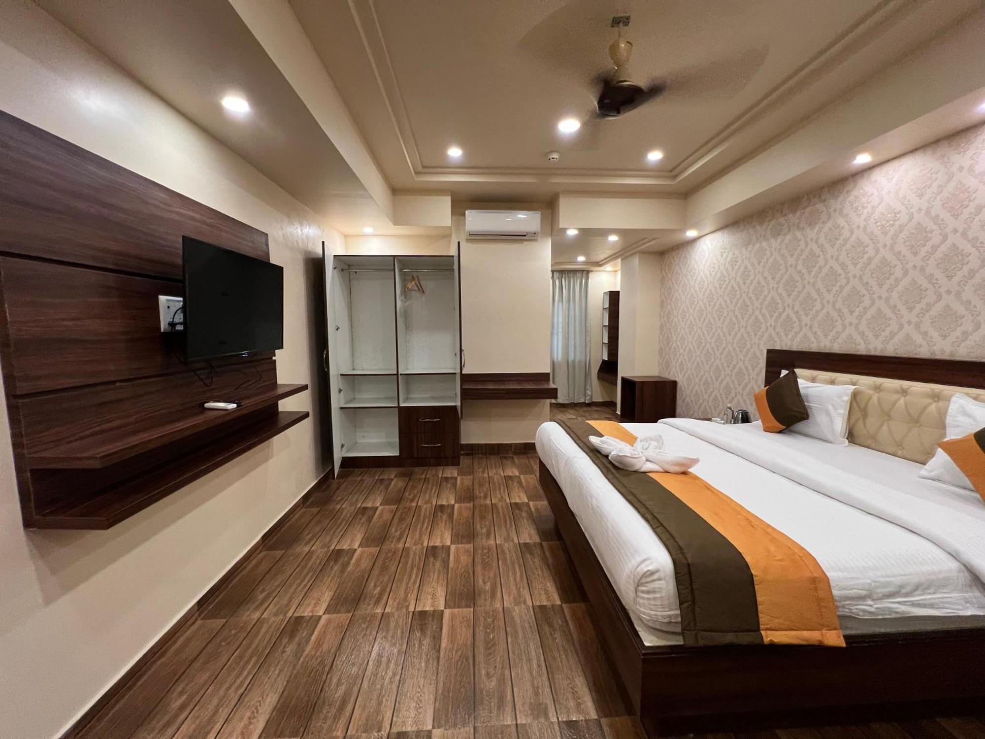 Grand Falcon Electronic City Kammasandra Ngoại thất bức ảnh