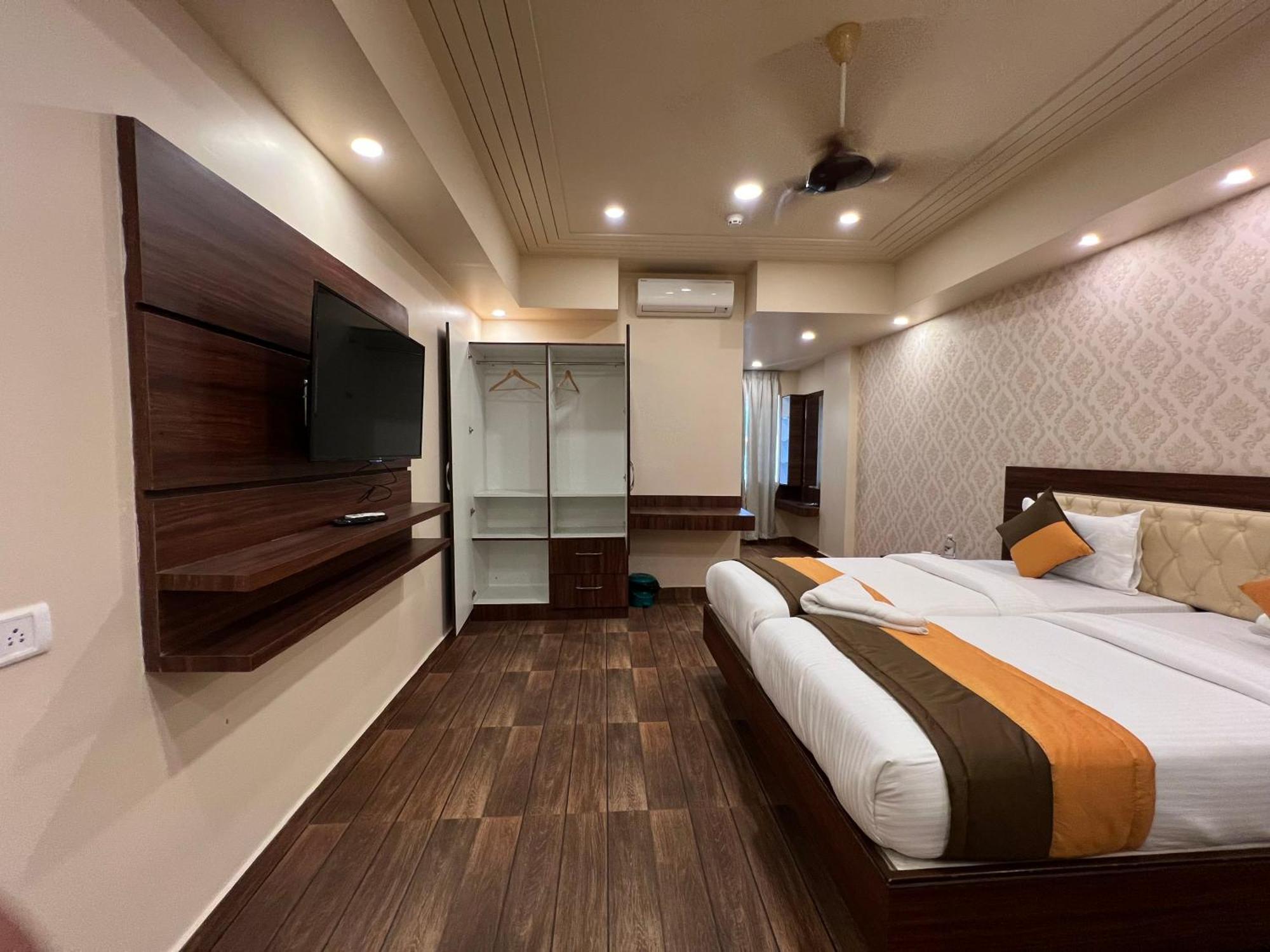 Grand Falcon Electronic City Kammasandra Ngoại thất bức ảnh