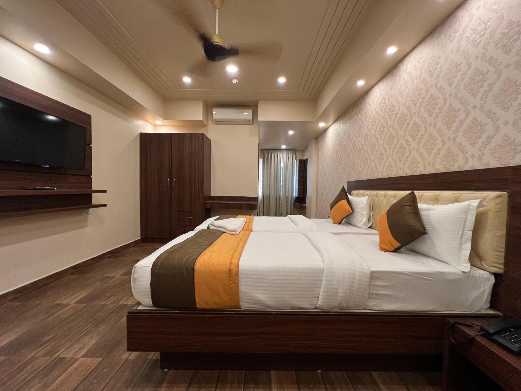 Grand Falcon Electronic City Kammasandra Ngoại thất bức ảnh