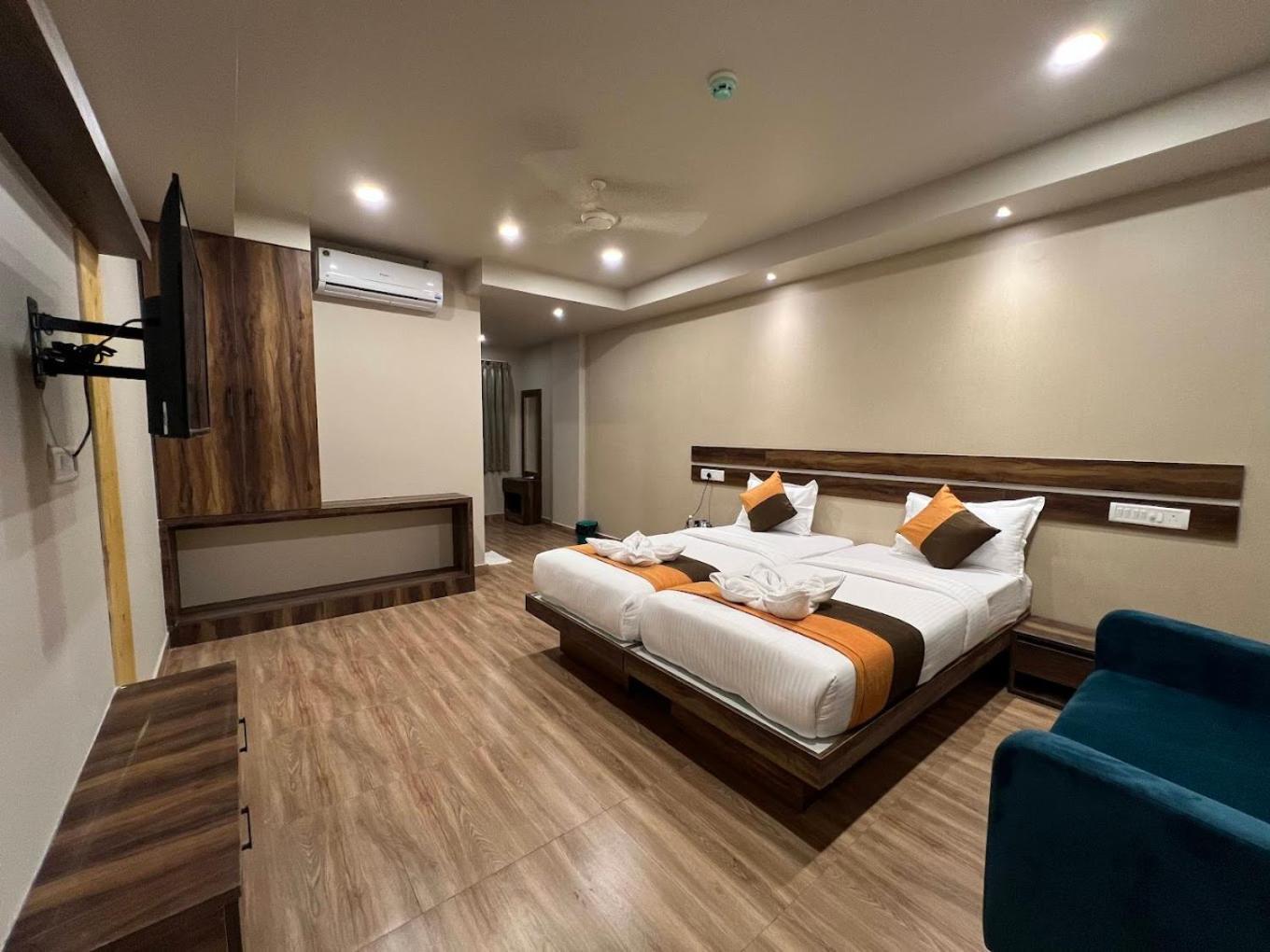 Grand Falcon Electronic City Kammasandra Ngoại thất bức ảnh